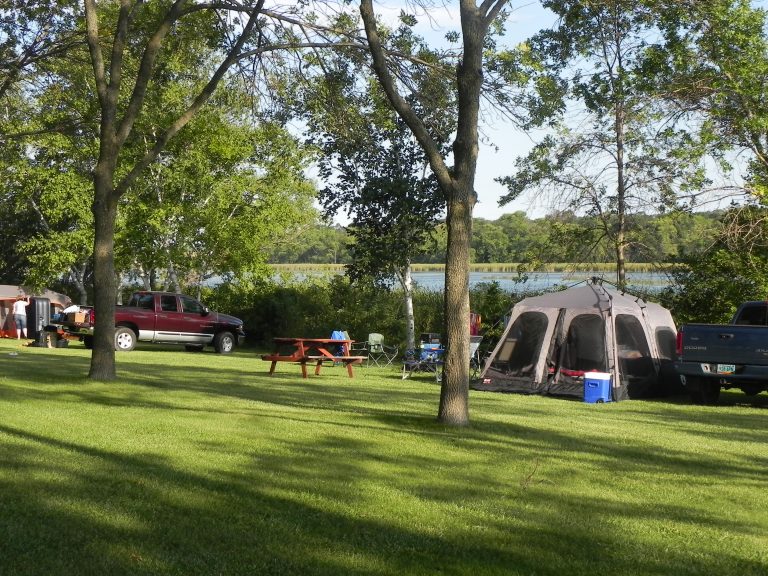 Campgrounds - Ashby Resort and Campground